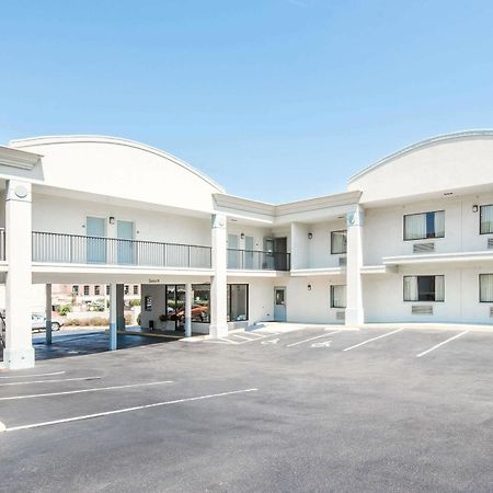 ראלי The Longleaf Hotel מראה חיצוני תמונה
